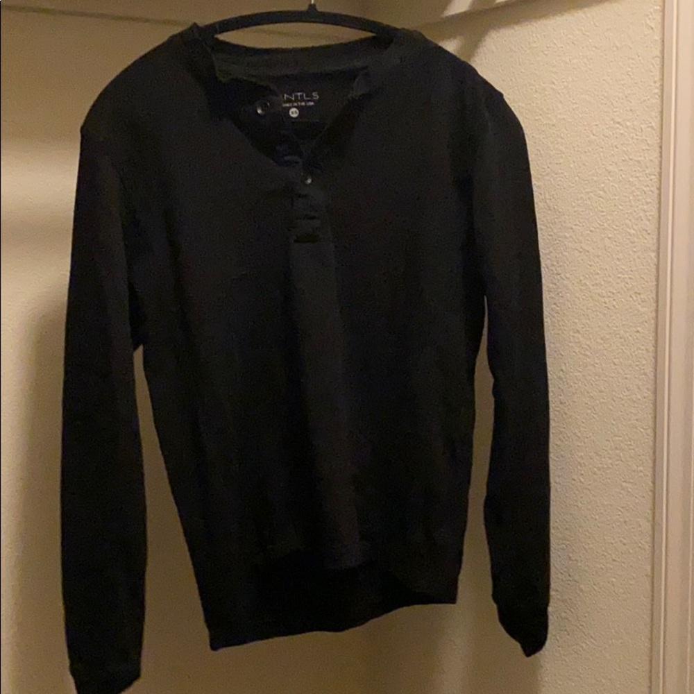 ESNTLS long sleeve Henley
